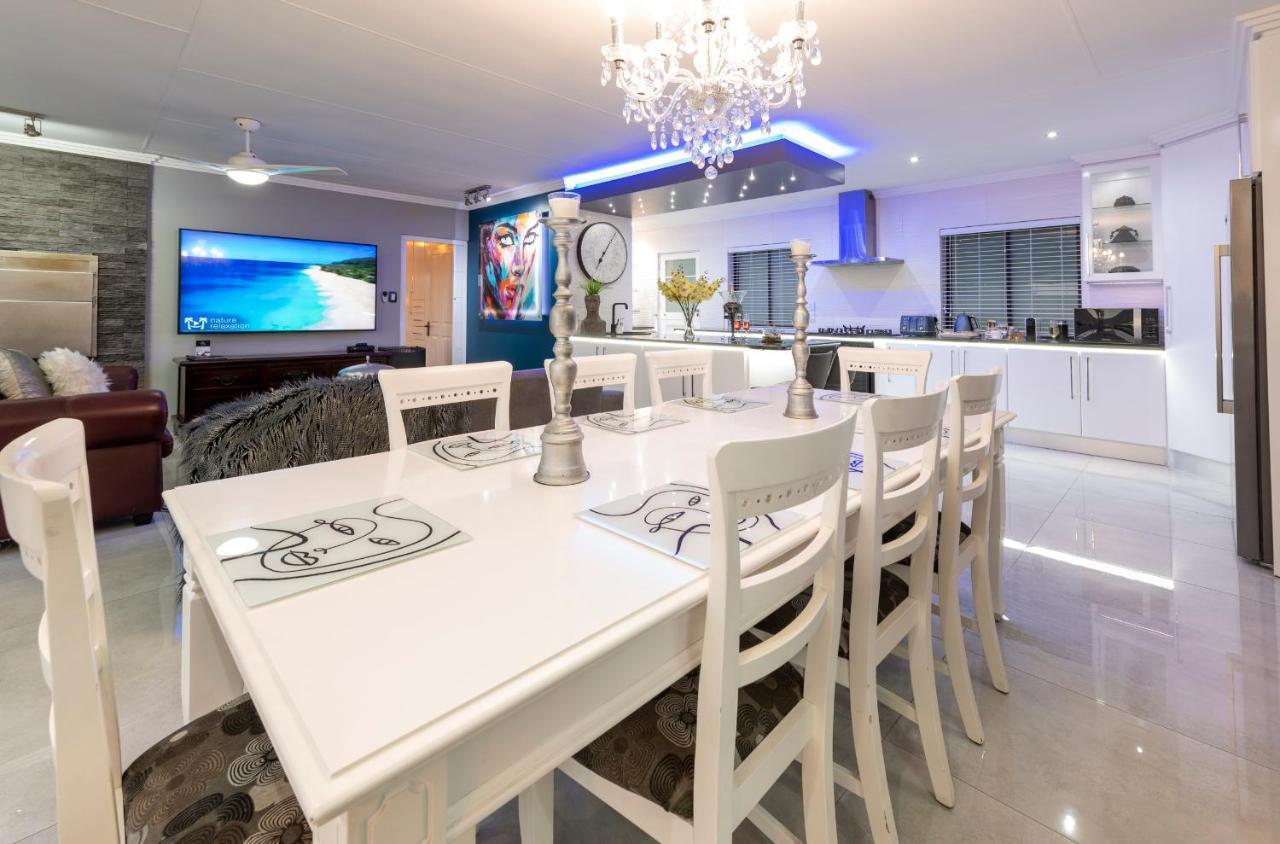 Wilderness Waters Boutique Suites - Adults Only Exteriör bild