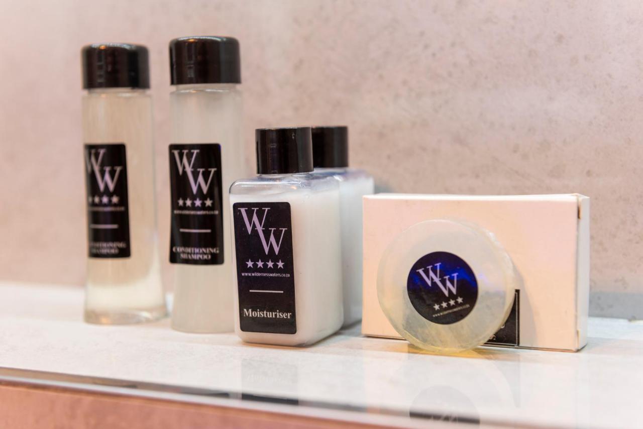 Wilderness Waters Boutique Suites - Adults Only Exteriör bild